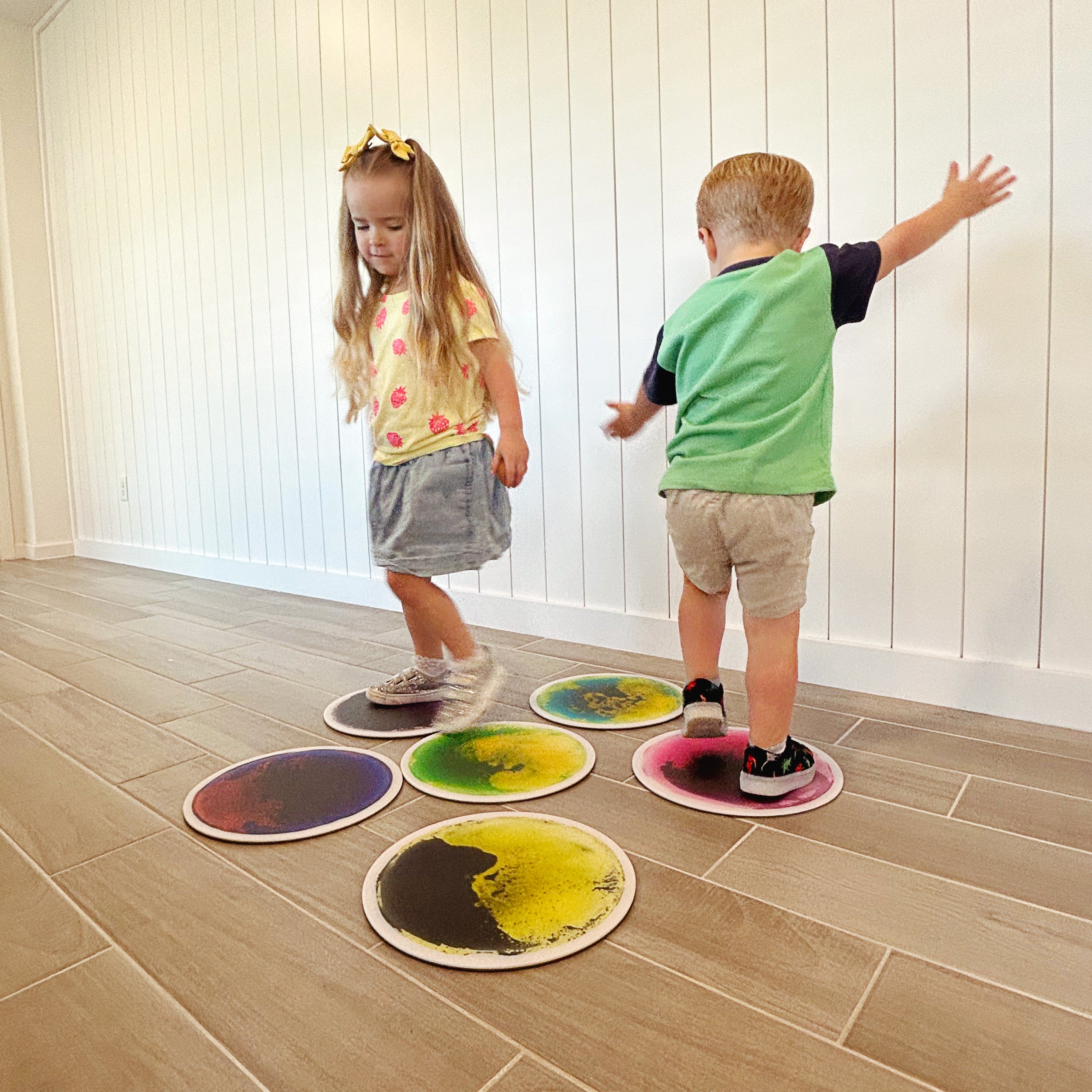 Kore Design™ Liquid Floor Tiles Assorted Color Disc (12”) - 1 Set (9pcs)
